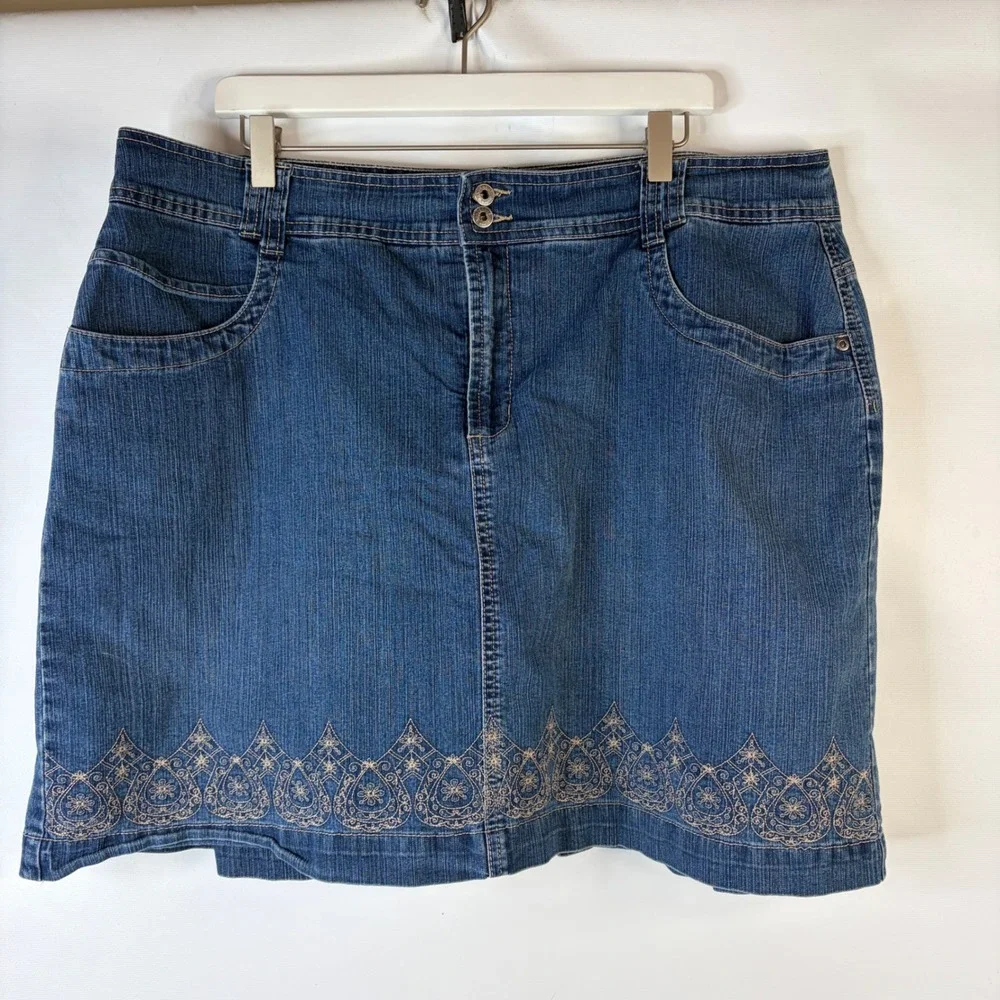 Gloria Vanderbilt Skort Women 18W Blue Embroidered Hem Denim Skirt Shorts